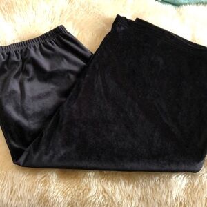 Straight long black velveteen skirt size 18
